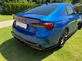 ŠKODA RS OCTAVIA TSI 2.0 DSG - 5