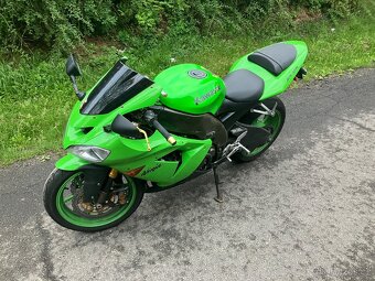 Kawasaki ZX10R - 5
