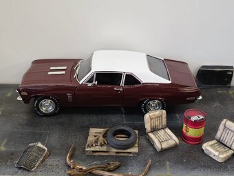 Chevy Nova 1:18 AutoWorld - 5