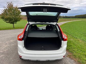 Volvo XC60 2,4 D4 140kW , 2016 “REZERVACE” - 5