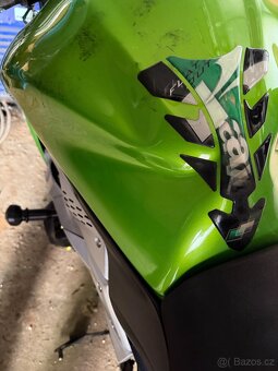 Kawsaki Z750 - 5
