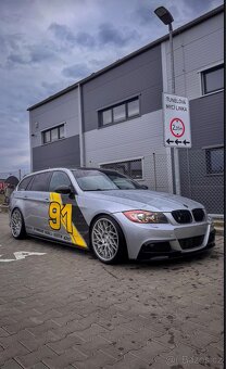 Podprahove lišty pro BMW E90 E91 E92 E93 - Černý Lesk - 5