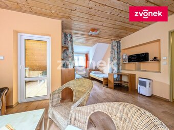 Prodej RD Velké Karlovice 200 m², pozemek 3800 m² - 5