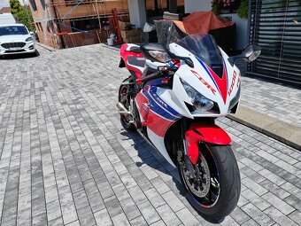 Honda cbr 1000 rr Fireblade - 5