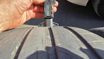 Letní pneu 275/35/19 Michelin - 5