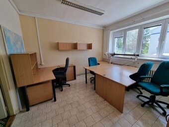 Kancelářský nábytek - 5