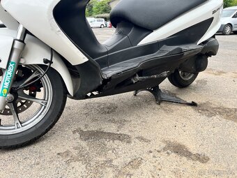 Suzuki Burgman 125 - 5