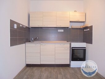 Pronájem bytu 1+kk 37 m² - 5