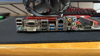 Fatal1ty H97 Performance + i7-4790K (4C/4T) - 5