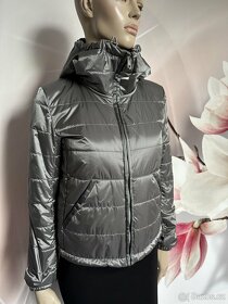 Nová luxusní bunda Prada - 5