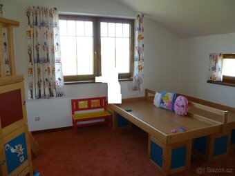 Nábytek - dětský pokoj - 5