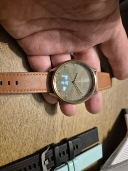 Garmin VIVOMOVE premium gold - 5