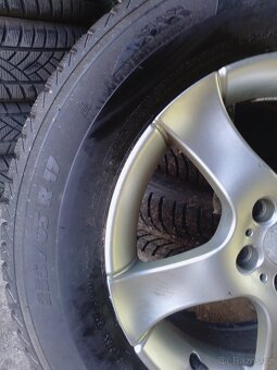 235/60 R17 - 5