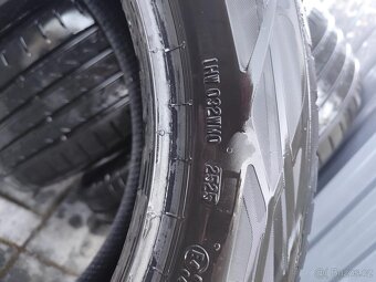 Letní pneu 215/55R18H - 5