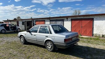 Mazda 323 1988 - 5