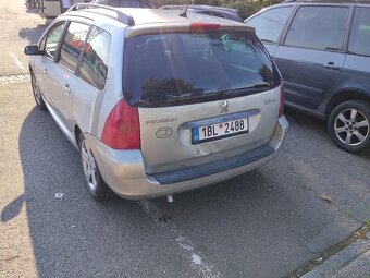Peugeot 607 kombi - 5