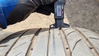 Letní pneu 255/35/19 Dunlop - 5