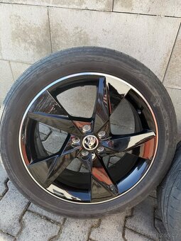 Alu kola Škoda scala monte carlo 205/50 r17 - 5