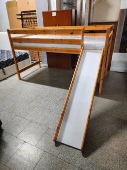 Postel vyvýšená masiv borovice kompletní - 5