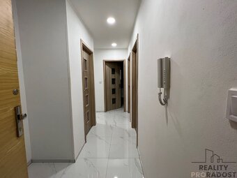 Prodej bytu 3+1 73 m², +balkon 7 m², Manželů Dostálových, Pr - 5
