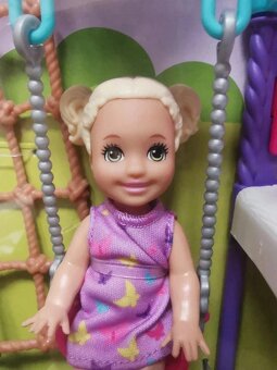 Mattel Barbie chůva Skipper (sestřička) na hřišti herní set - 5