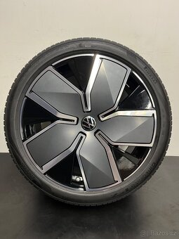 VW Passat R19 Zánovní letní sada - 5