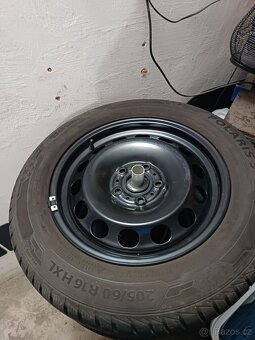 Sada zimní r16 octavia IV 205/60 - 5