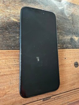 iPhone 15 Pro – Black Titanium – 256 GB - 5