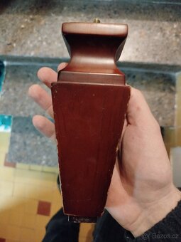 Prosklený stůl z masívu - 5