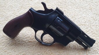 Revolver Arminius cal.4mmRF DA drážkovný - 5