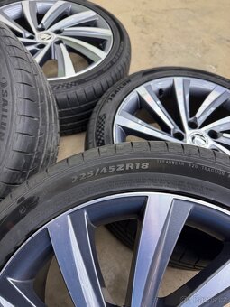 Prodám alu kola +letní pneu - 5