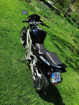 Suzuki SV 650 N - 5