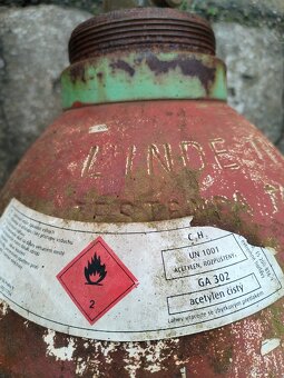 Autogen lahve, bomby - 5