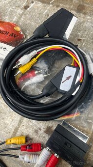 Prodám různé AV propojovací TV,audio,SVHS,scart atd. šňůry - 5