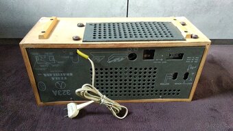 Rádio Tesla 323 A v.2 - 5