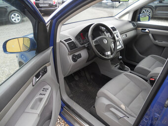 Volkswagen Touran 2.0 TDi 103Kw - 5