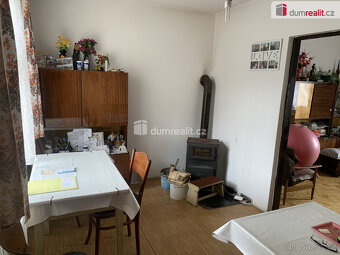 prodej RD 3+1 s menším dvorem 232 m2 a zahradou 1.001 m2 a - 5