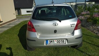 Toyota Yaris 1.3 VTT-i - 5