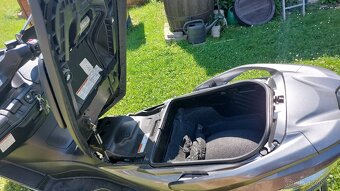 Suzuki Burgman AN 400 - 5