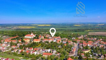 Prodej domu nám. T.G. Masaryka 779 m², pozemek 1465 m², Smeč - 5