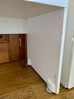 Dětská skříň s lavicí a úložným prostorem - 5