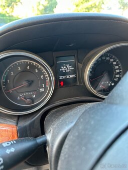Prodám Jeep Grand Cherokee - 5