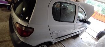 Toyota Yaris Terra 1.0 VVTi sokr. - 5