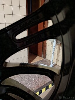 Kola BMW R18 - 5