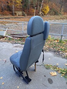 Prodám dvojsedačku do obytneho automobilu - 5