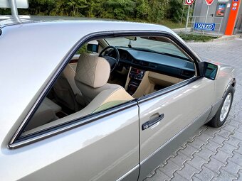 Mercedes Benz w124 E320 coupe - 5