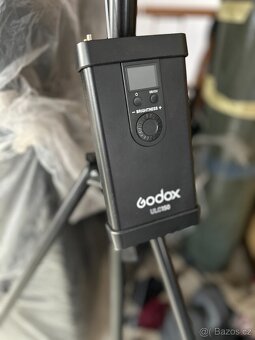 Tiché LED světlo Godox UL150 + Godox Soft Box + stativ - 5