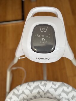 Dětské houpací křeslo INGENUITY v perfektním stavu - 5