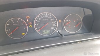 NISSAN X-TRAIL na náhradní díly - 5