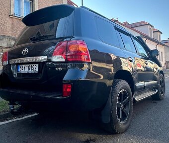 TOYOTA LAND CRUISER 4x4 VDJ200L - 5